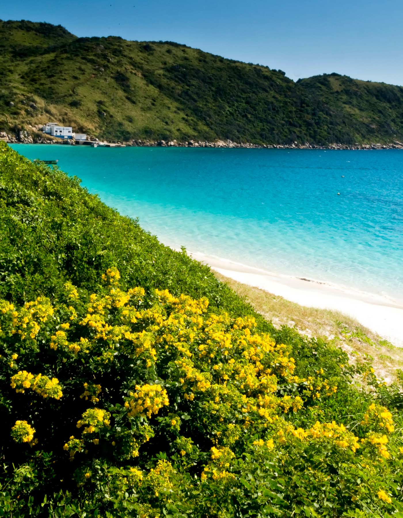 praia em arraial do cabo - rio de janeiro